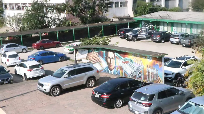 Toman la prepa “Joaquín Ramírez Cabañas” en Coatepec